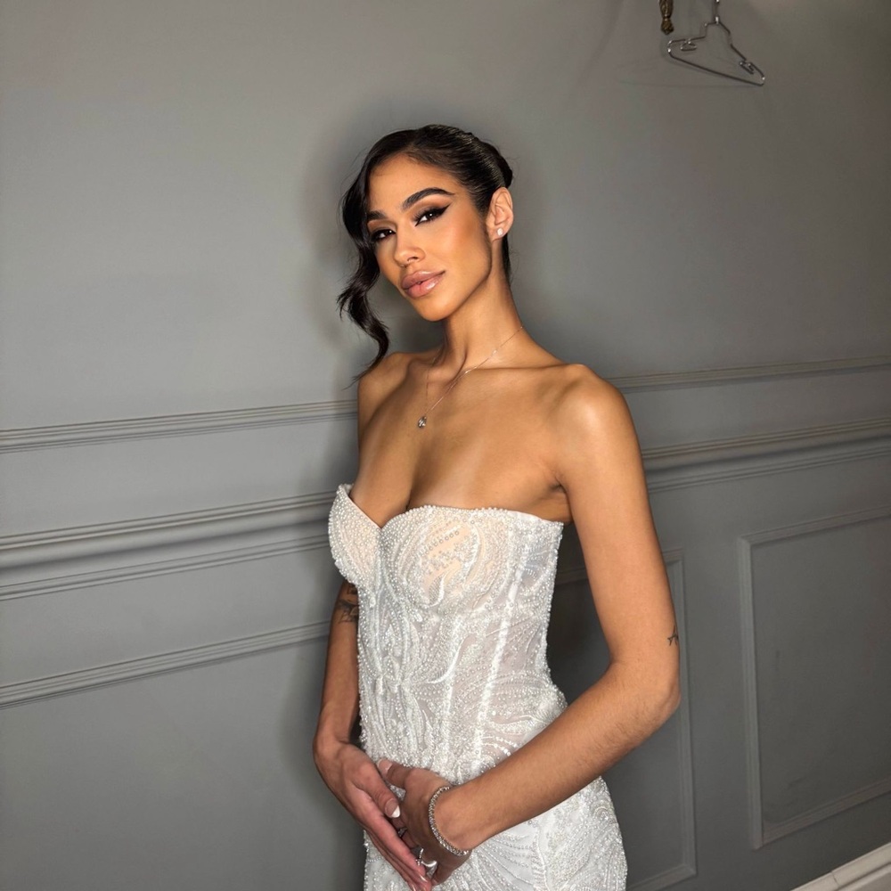 Wedding dress Hanna & Veil 9018 - Picture 4 of 7